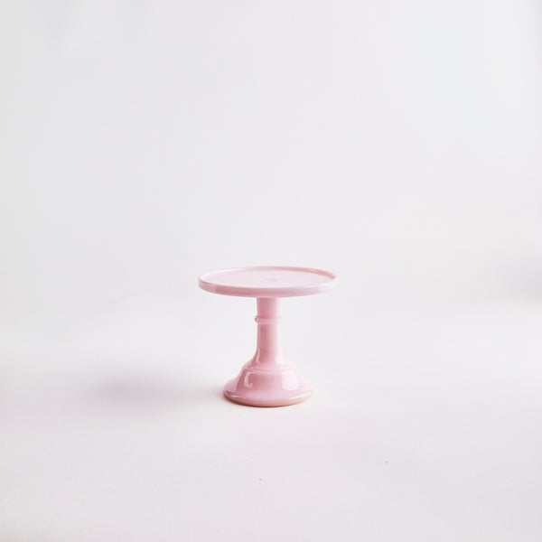 Small baby pink cake stand.