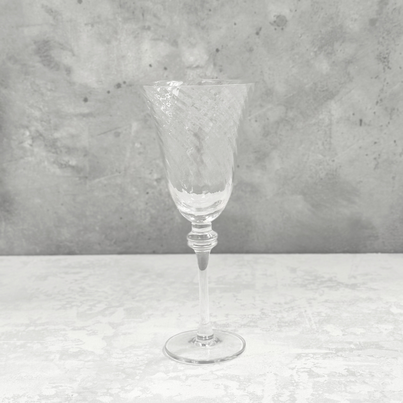 Tulip Swirl White Wine Glass