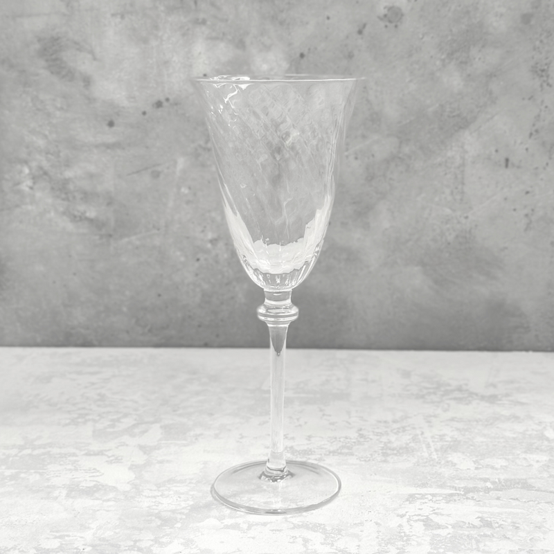 Tulip Swirl Red Wine Glass