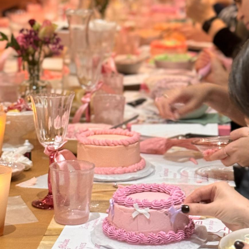 Cake Decorating Masterclass with Lollys Bakes