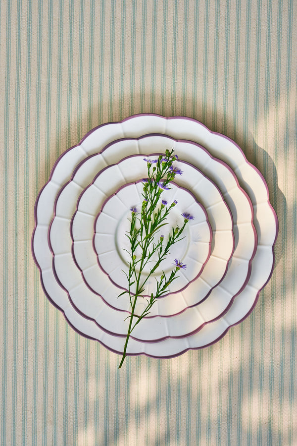 Lilac Scallop Dinner Plate