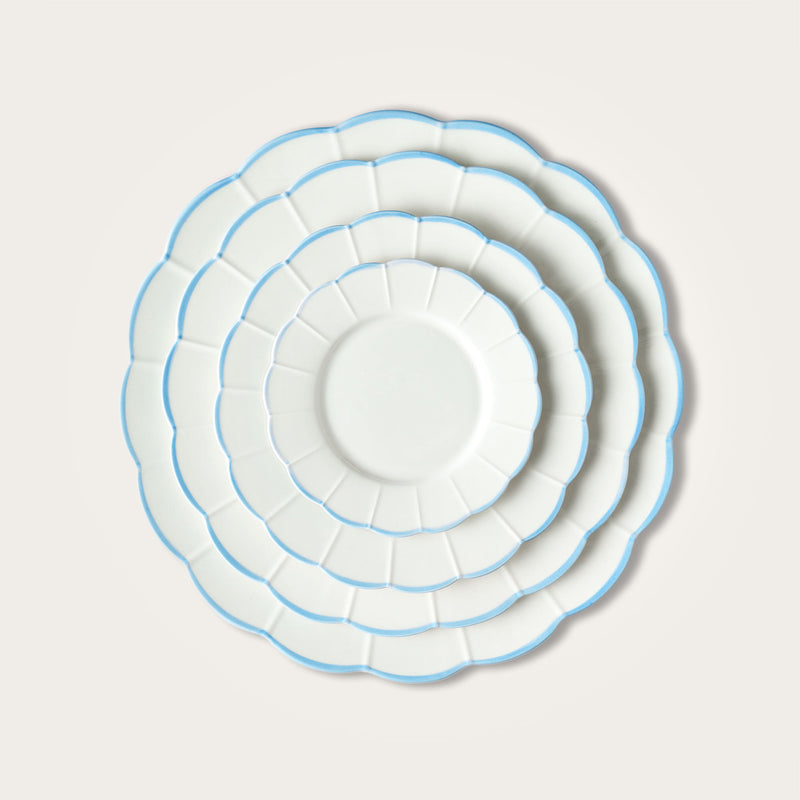 Sky Blue Scallop Plate Set