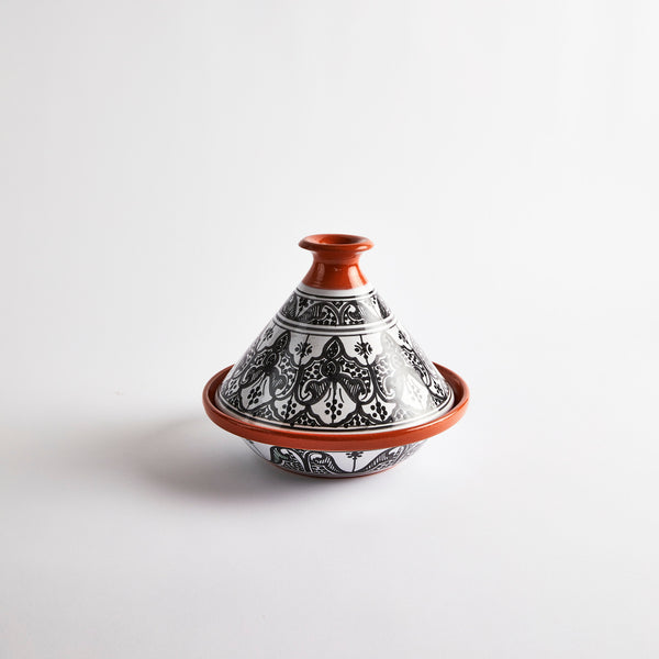 Blue and white patterned design Tagine dish.