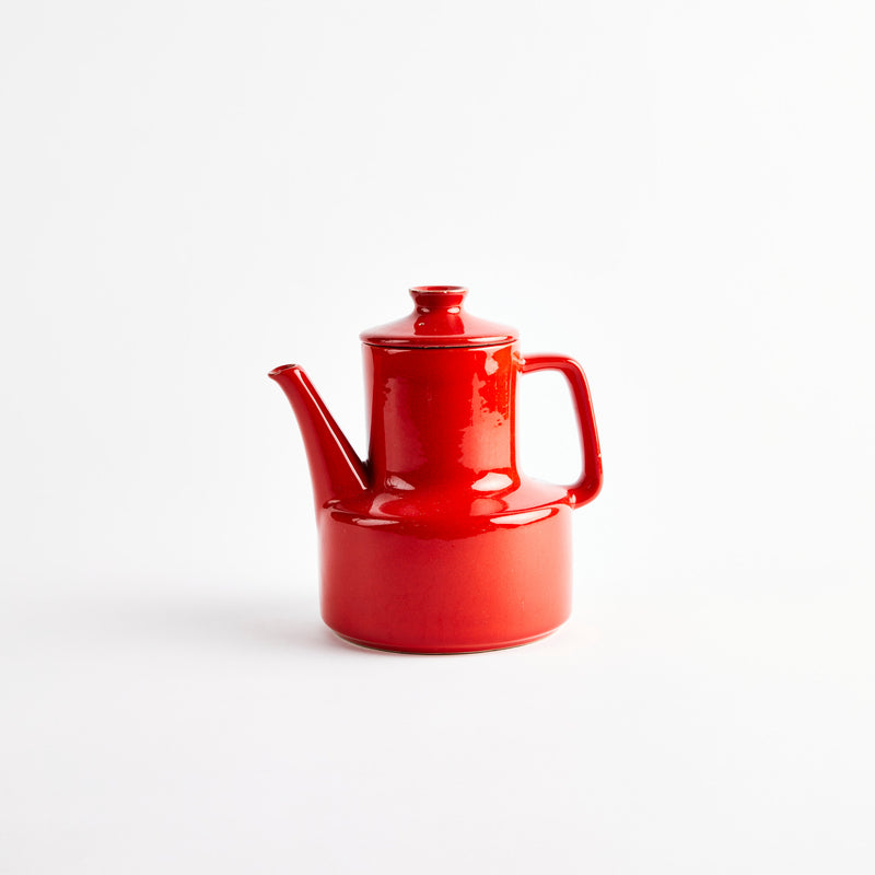 Red coffee pot.