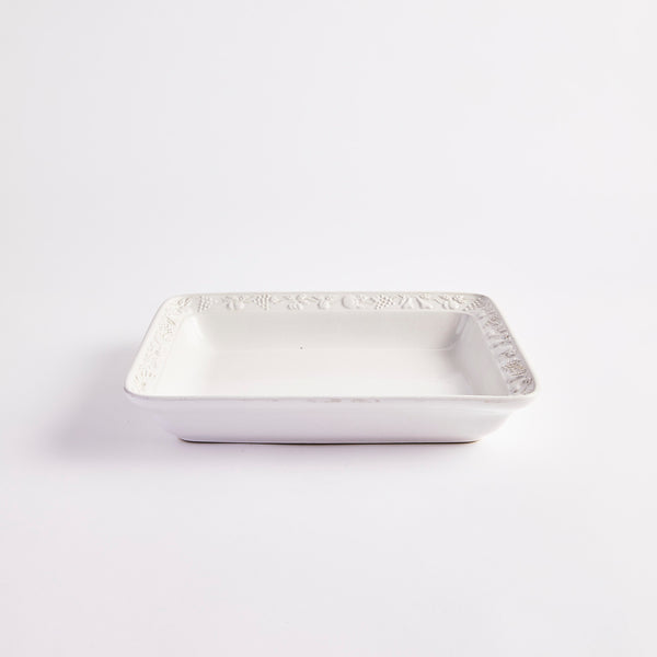 White with embossed edges baking dish.