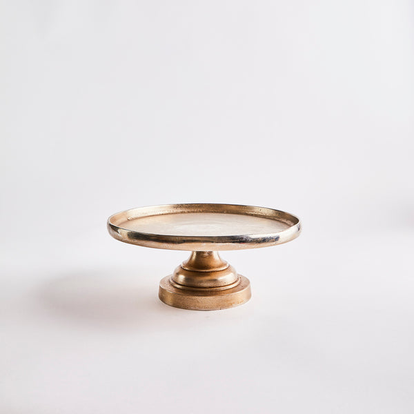 Gold cake stand.