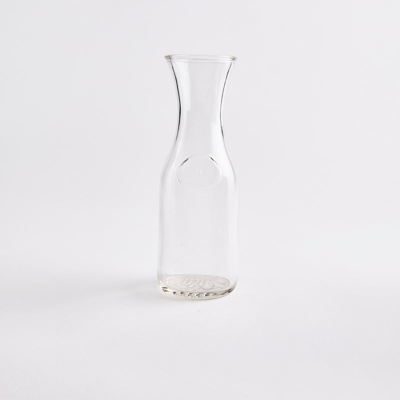 Clear glass decanter. 