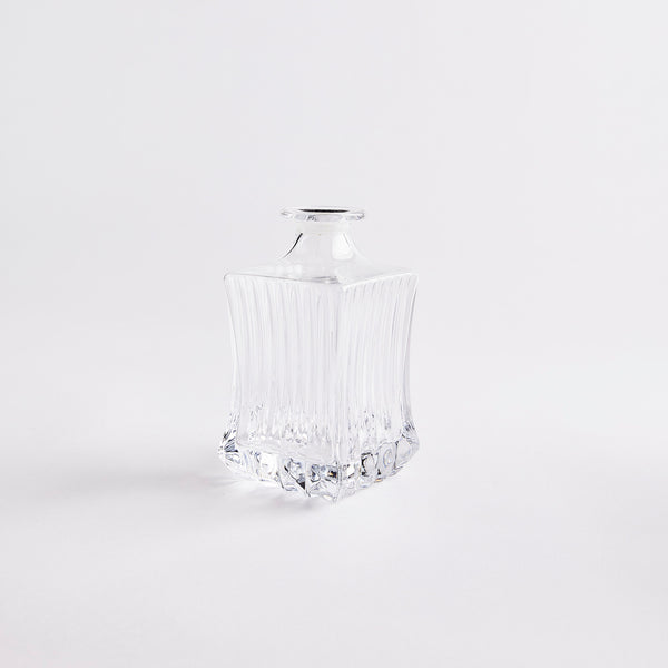 Clear glass decanter. 